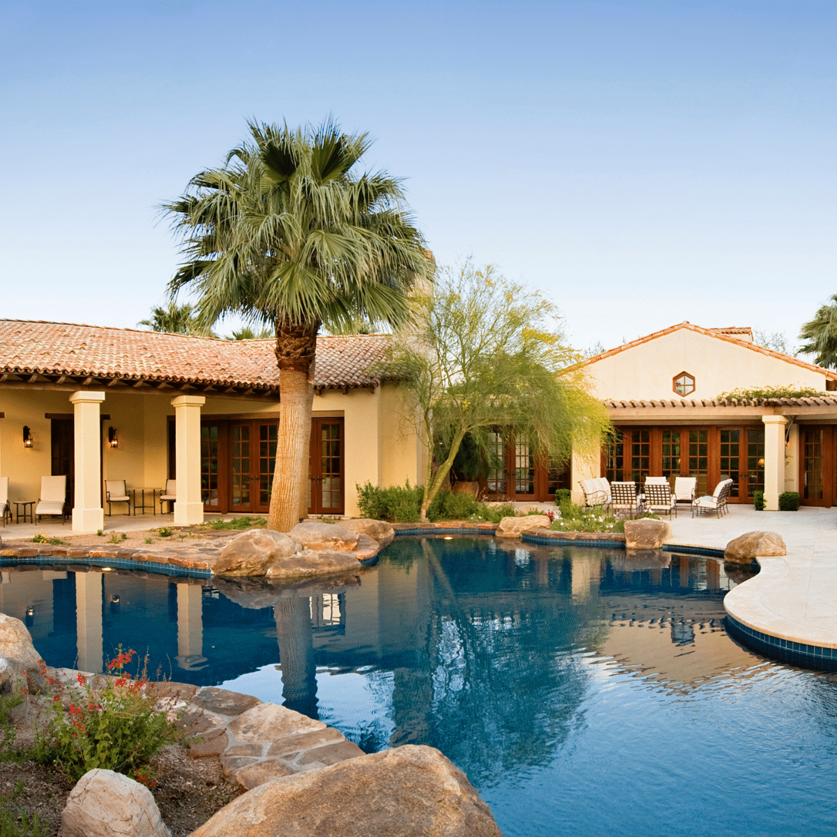 Professional Pool Cleaning and Maintenance Services in Los Feliz, California.